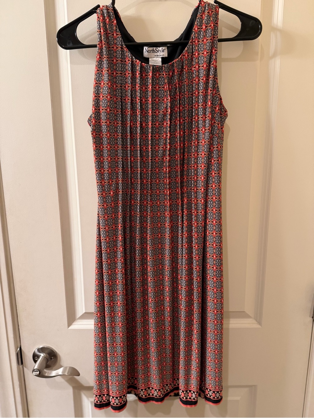 NorthStyle Coral & Black Printed Sleeveless Dress